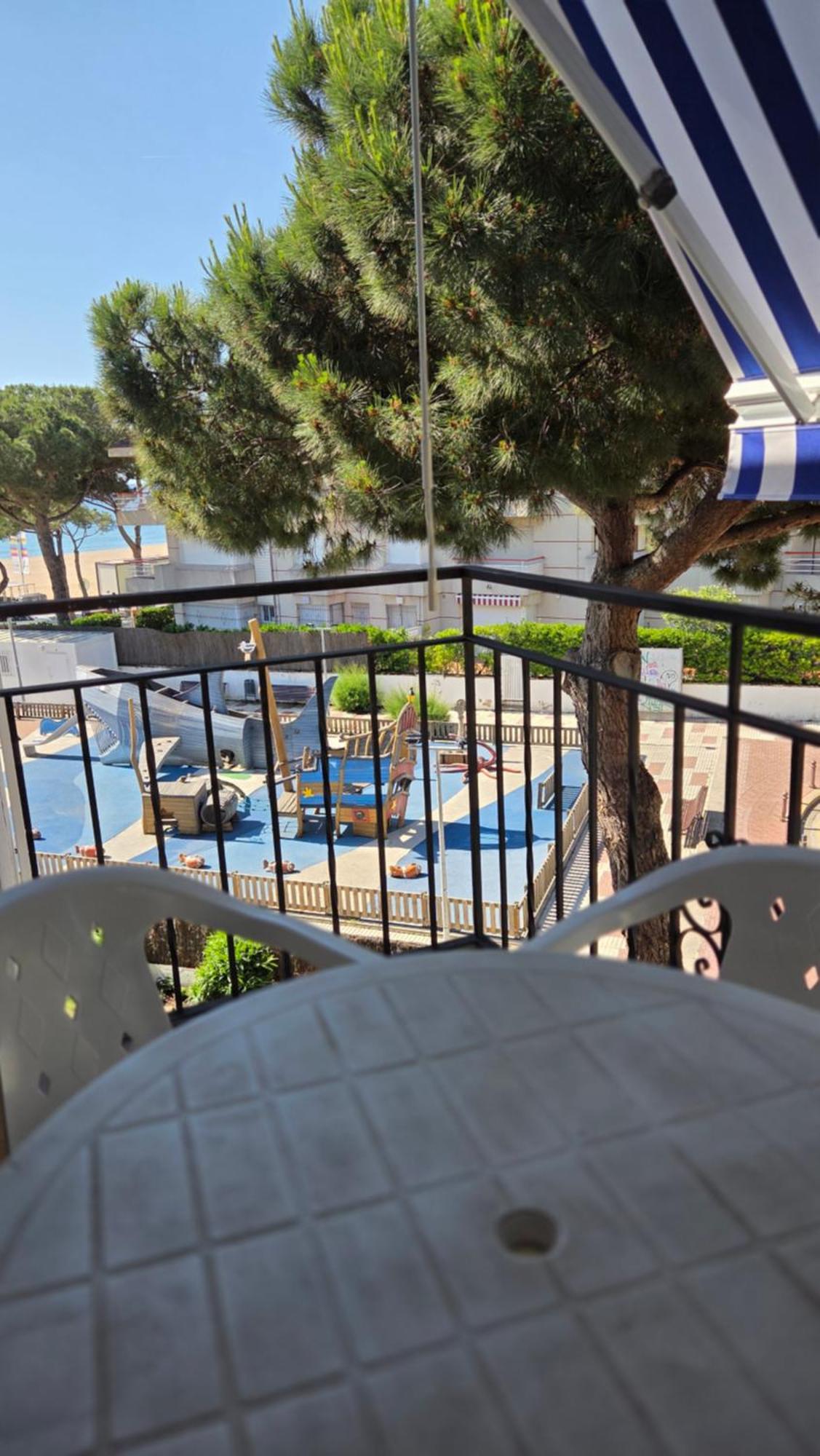 Apartaments Les Roques Platja d'Aro Exterior photo